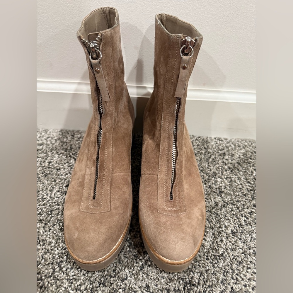 Silent D Nilly platform suede boots in taupe, size 6.5 - Picture 4 of 15